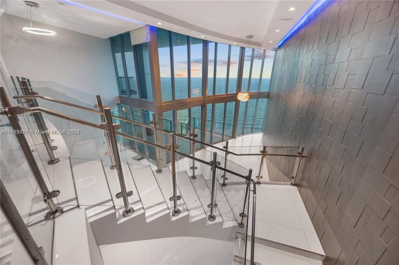 17001 Collins Ave, Unit 4705, Sunny Isles Beach, FL 33160 Photo