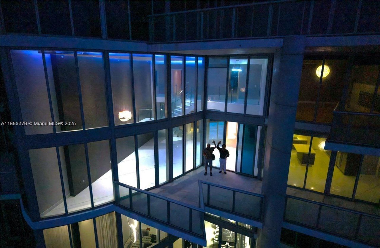 17001 Collins Ave, Unit 4705, Sunny Isles Beach, FL 33160 Photo