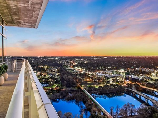 222 West Ave, Unit 3002, Austin, TX 78701