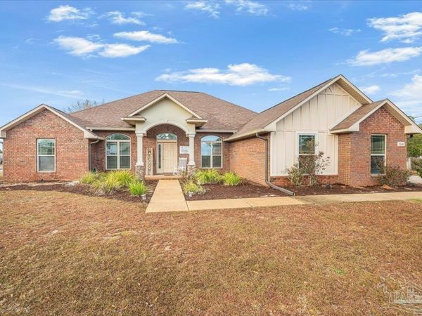 2642 Grandaddy Ln, Jay, FL 32565