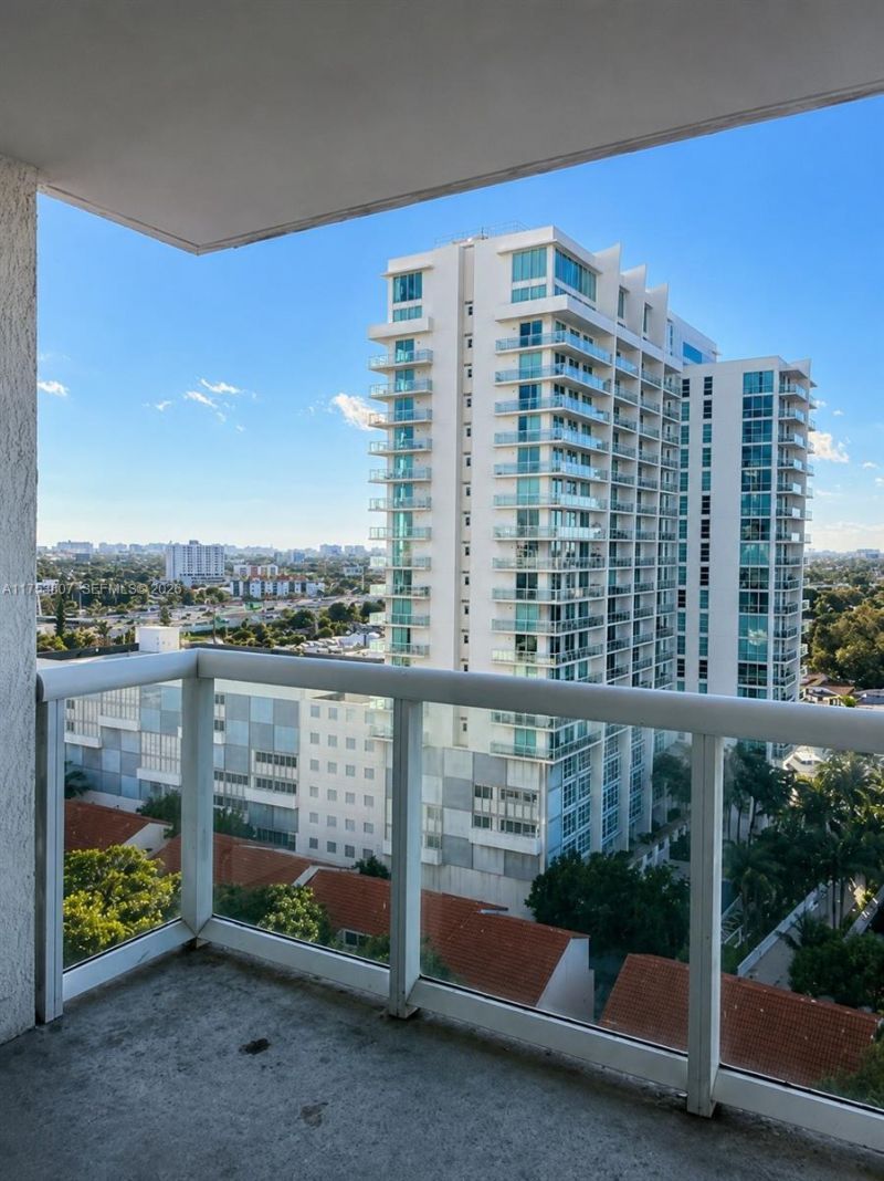 1861 NW S River Dr, Unit 1504, Miami, FL 33125 Photo