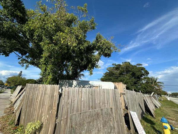 101 NW 10th Avenue, Delray Beach, FL 33444