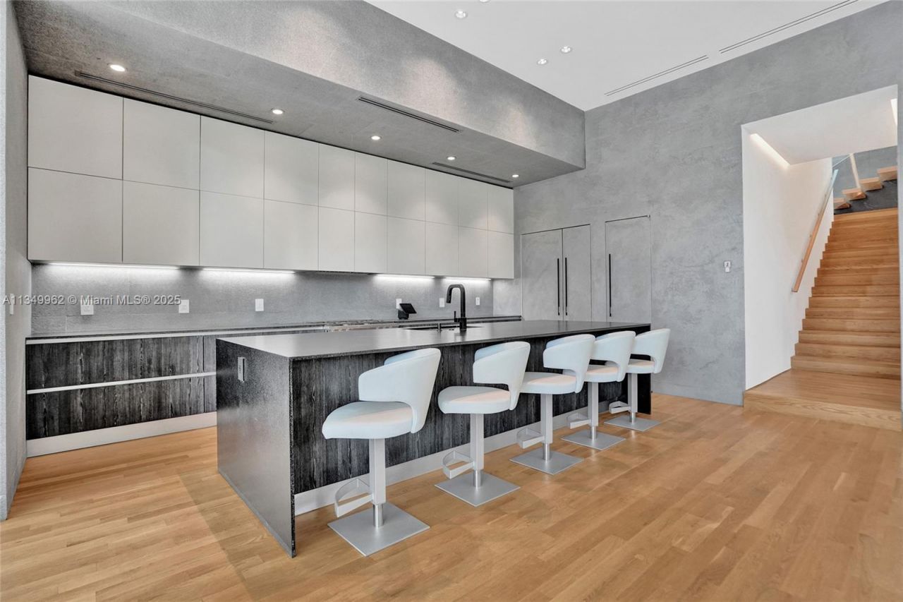 Please Call For Address, Golden Beach, FL 33160 Photo