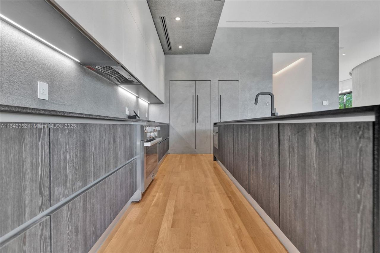 Please Call For Address, Golden Beach, FL 33160 Photo