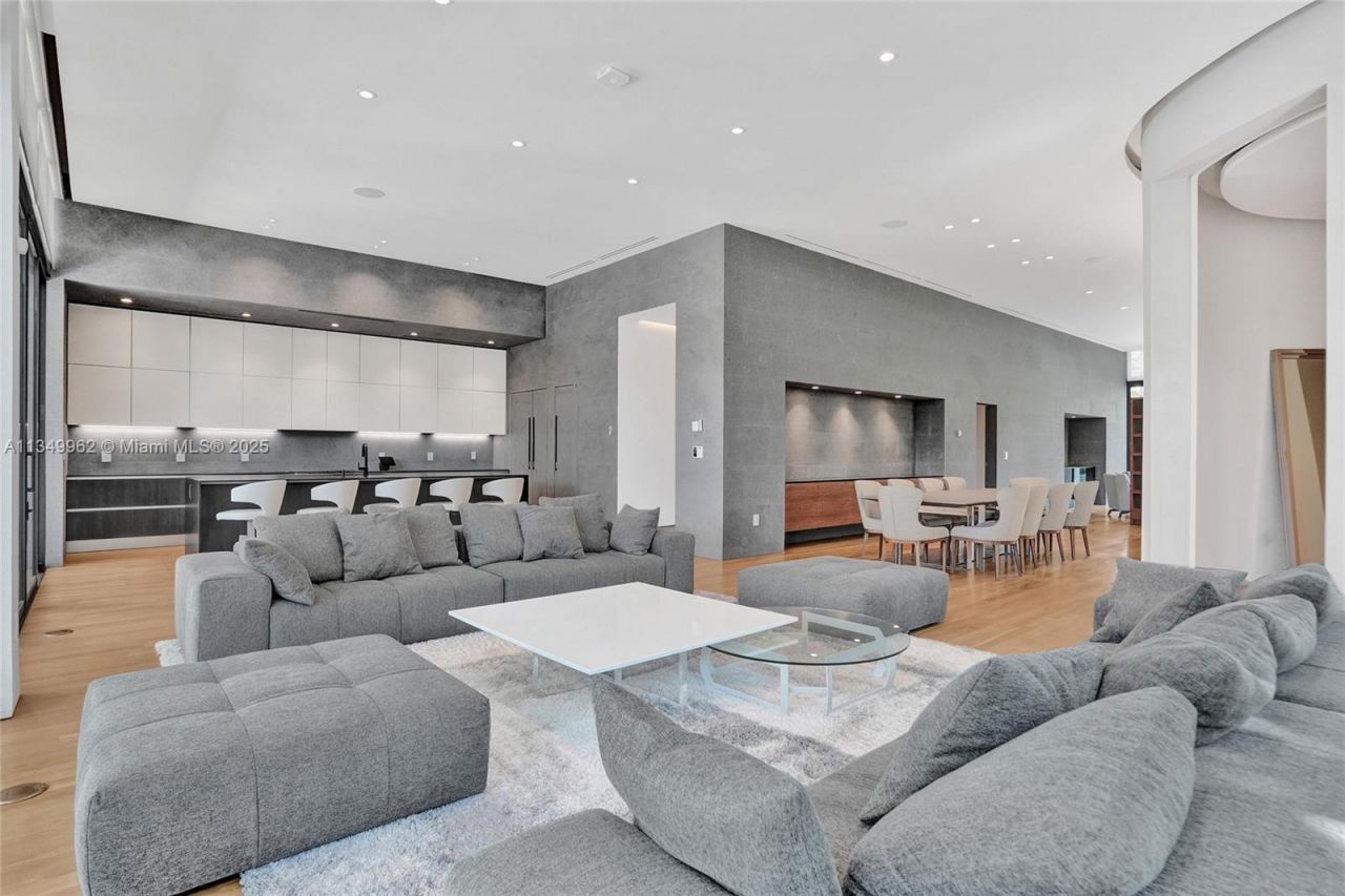 Please Call For Address, Golden Beach, FL 33160 Photo