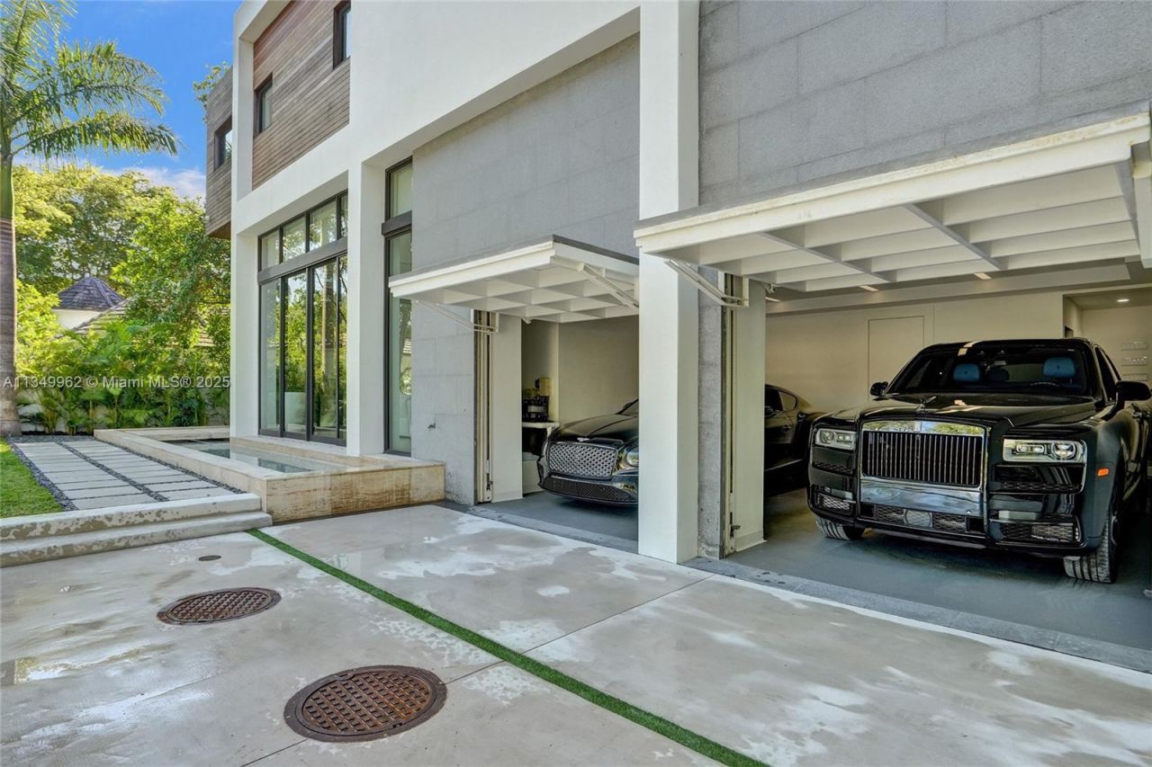 Please Call For Address, Golden Beach, FL 33160 Photo