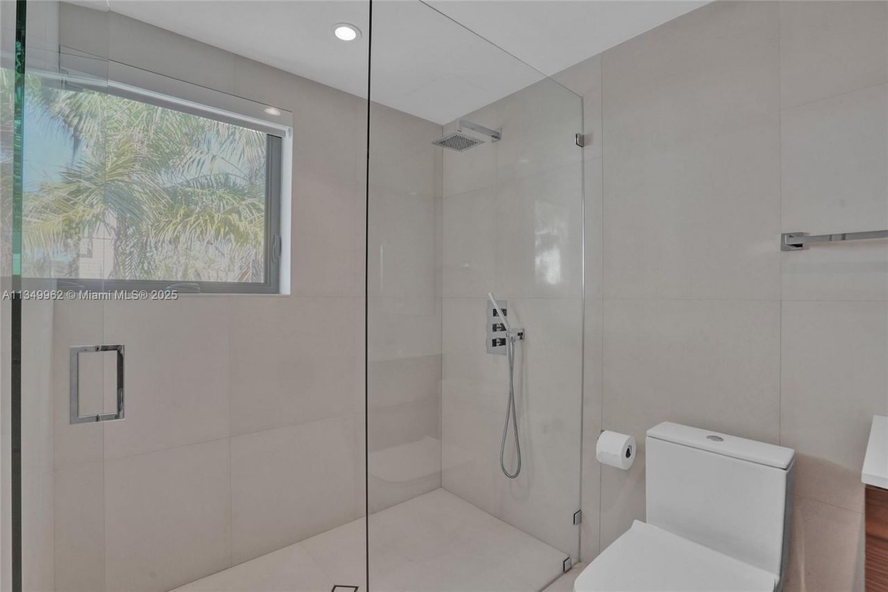 Please Call For Address, Golden Beach, FL 33160 Photo