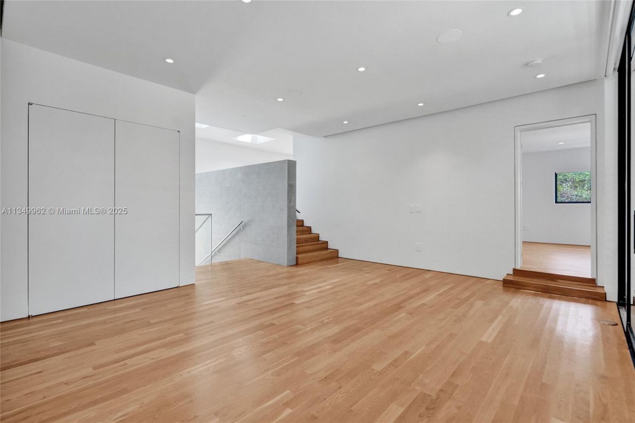 Please Call For Address, Golden Beach, FL 33160 Photo