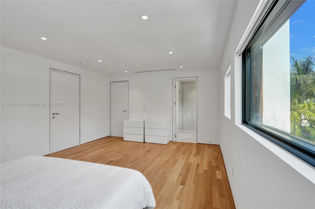 Please Call For Address, Golden Beach, FL 33160 Photo