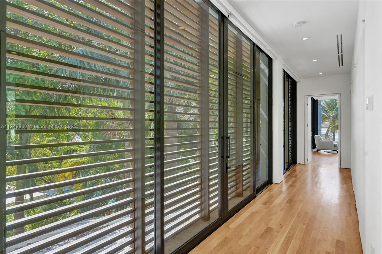 Please Call For Address, Golden Beach, FL 33160 Photo