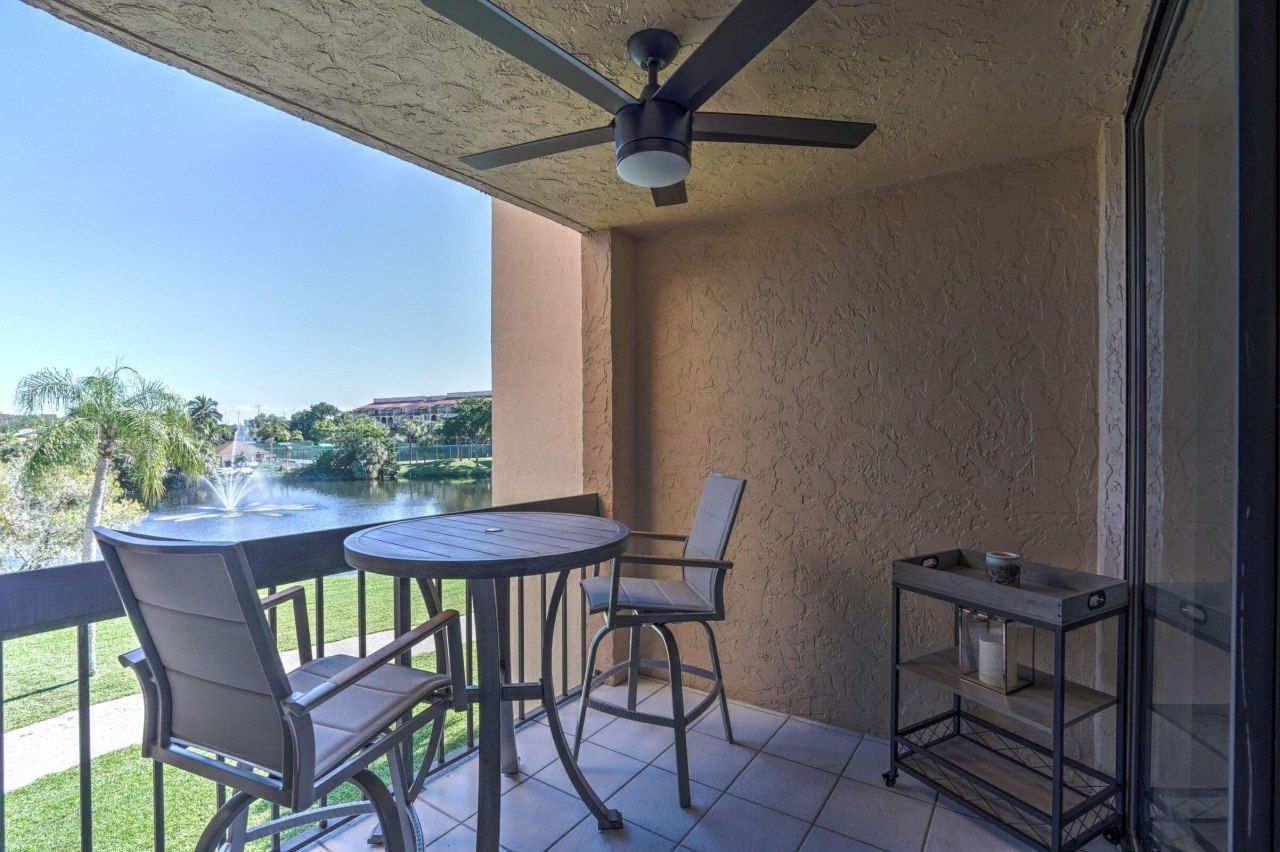 2455 Lindell Boulevard, Unit 3303, Delray Beach, FL 33444 Photo