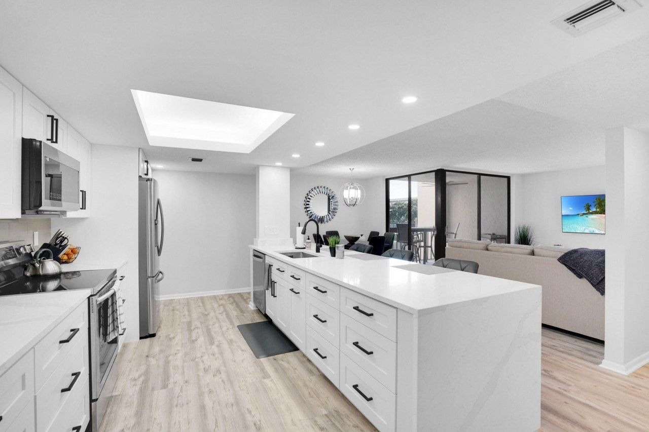 2455 Lindell Boulevard, Unit 3303, Delray Beach, FL 33444 Photo