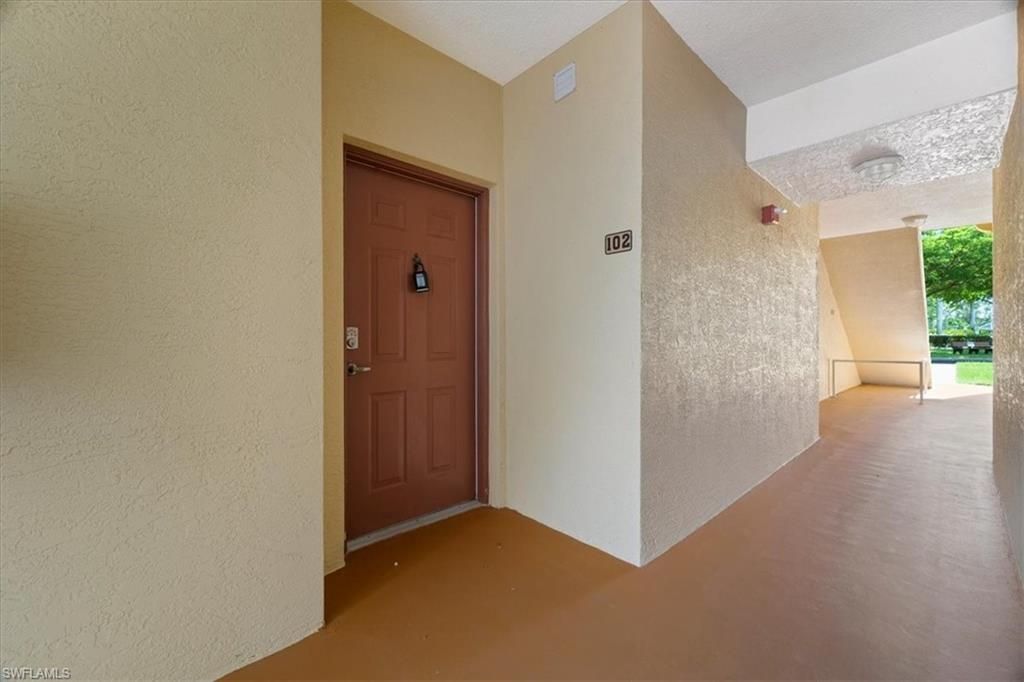 11400 Ocean Walk Cir, Unit 102, Fort Myers, FL 33908 Photo