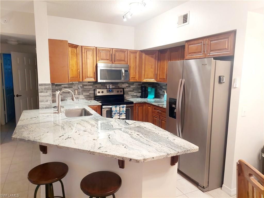 11400 Ocean Walk Cir, Unit 102, Fort Myers, FL 33908 Photo