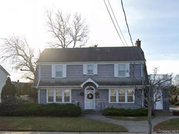 46 Conklin Street, Farmingdale, NY 11735