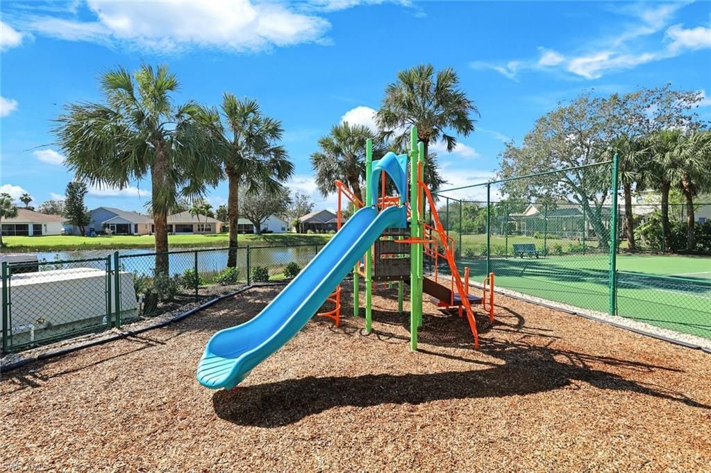 8937 Fawn Ridge Dr, Fort Myers, FL 33912 Photo