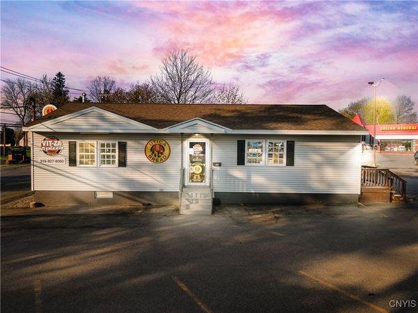 32 Chenango Avenue, Clinton, NY 13323