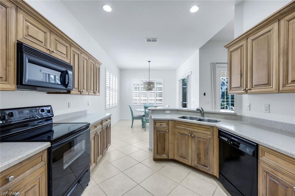 9375 Oak Strand Dr, Estero, FL 34135 Photo