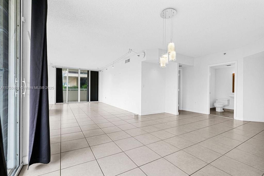 8925 Collins Ave, Unit 2E, Surfside, FL 33154 Photo