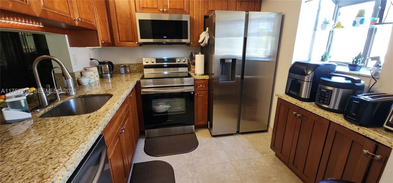 111 Gardens Dr, Unit 203, Pompano Beach, FL 33069 Photo