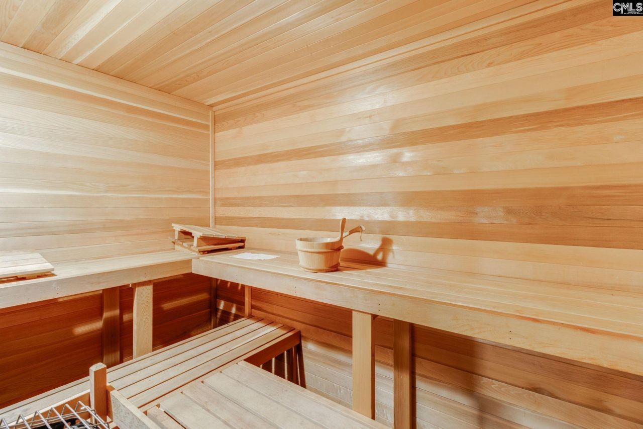 1775 N Kings Highway Photo 52