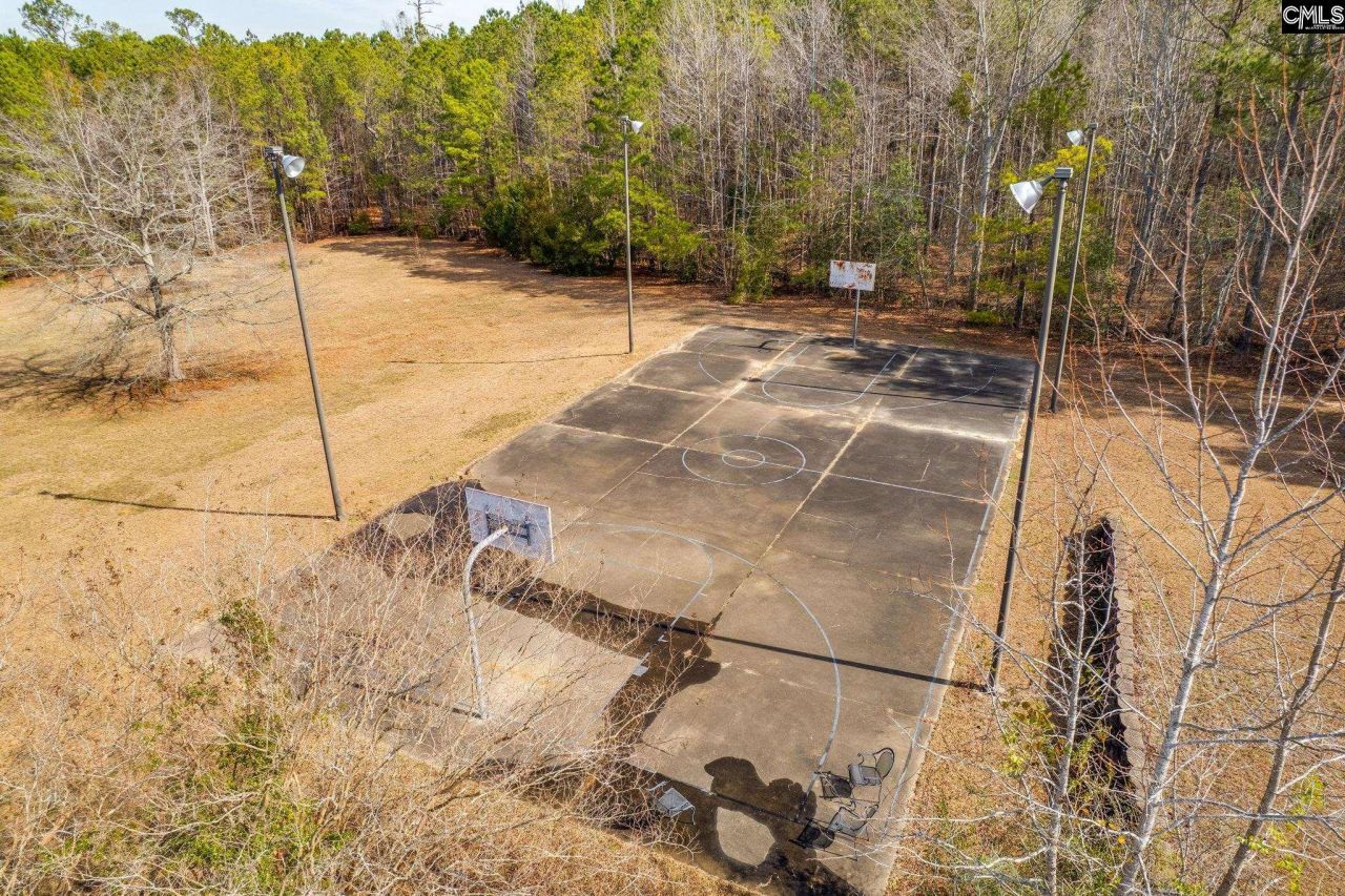 1775 N Kings Highway Photo 64