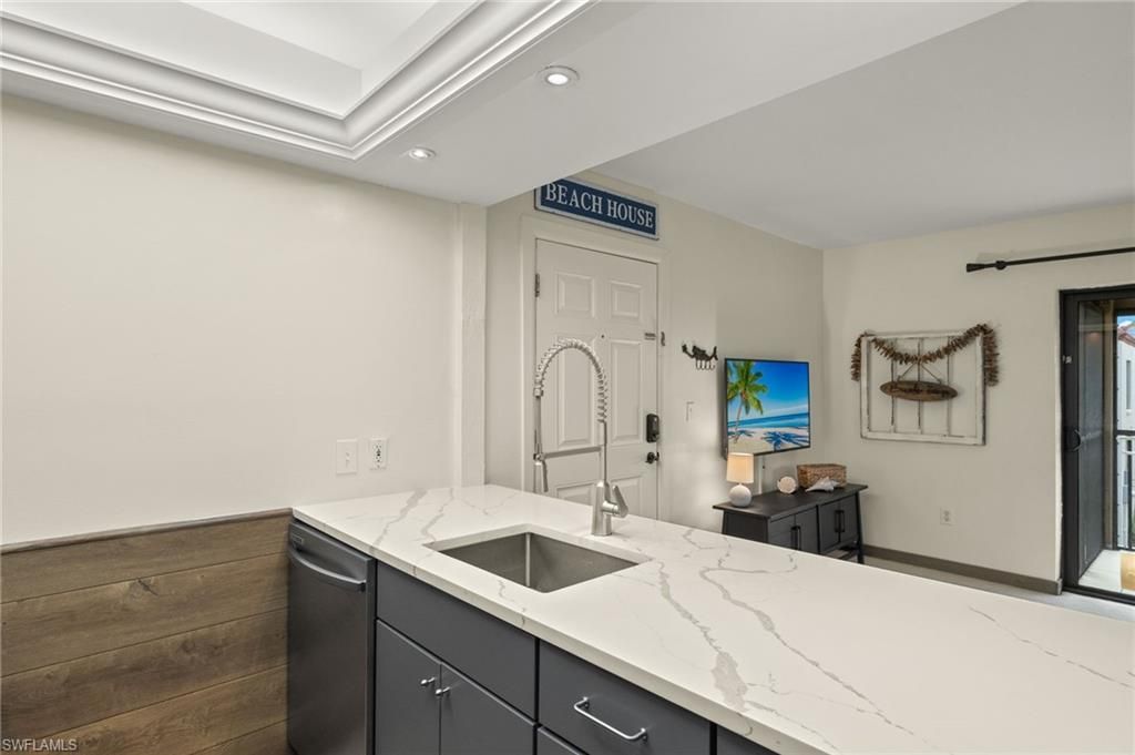 845 E Gulf Dr, Unit 212, Sanibel, FL 33957 Photo