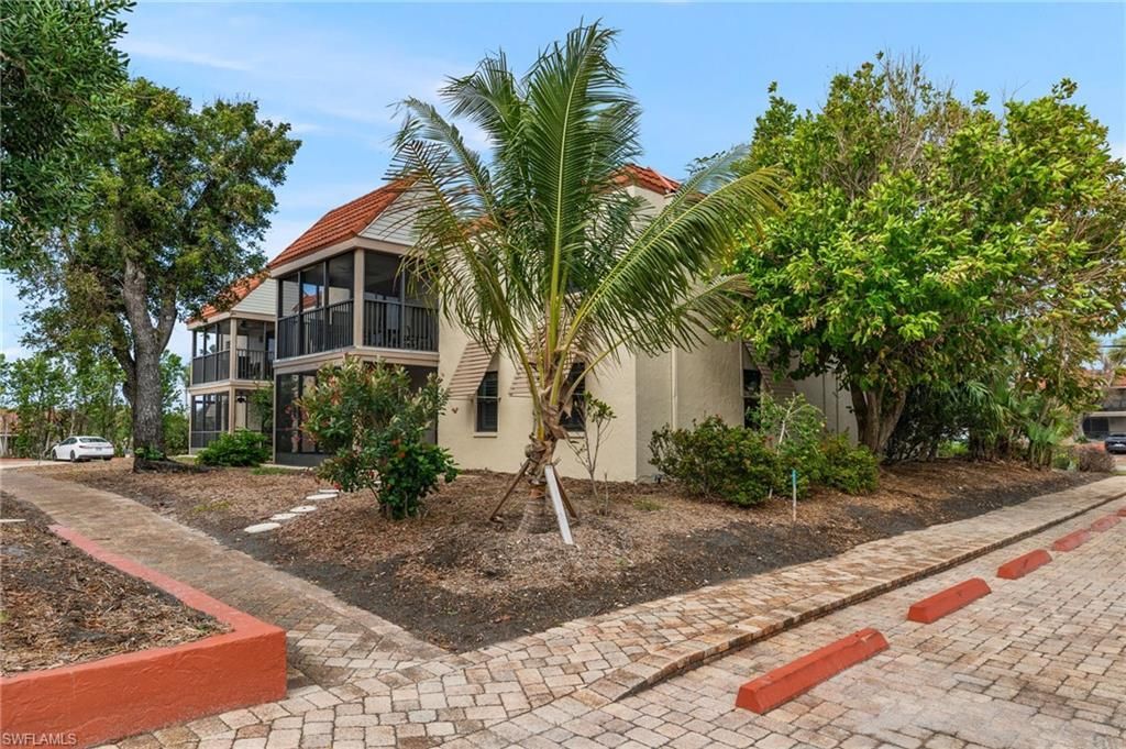 845 E Gulf Dr, Unit 212, Sanibel, FL 33957 Photo