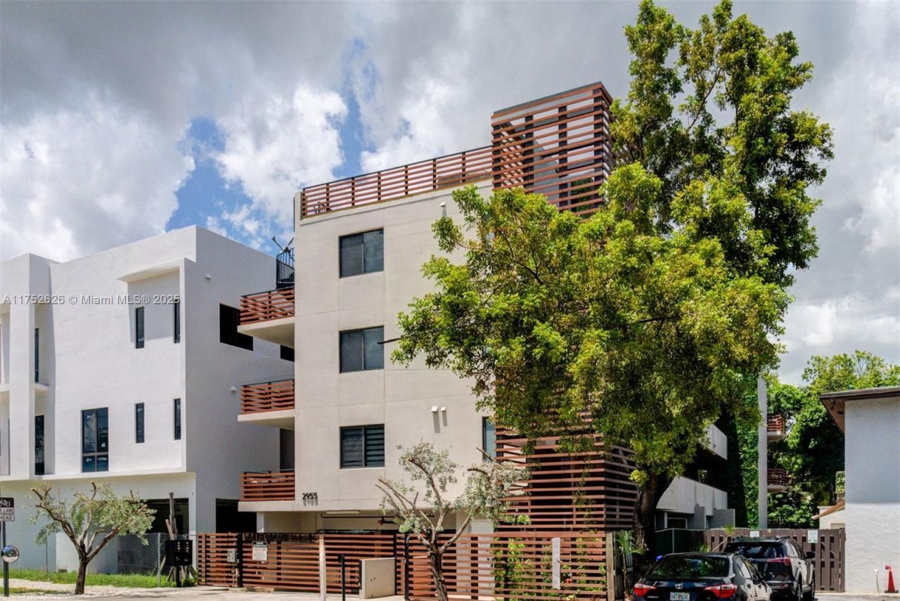 2955 Bird Ave, Miami, FL 33133 Photo