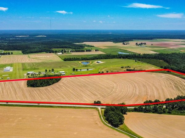 21750 Koier Road, Robertsdale, AL 36567