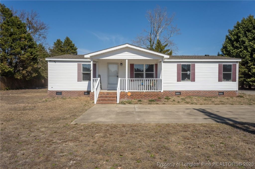 4449 Pleasant View Drive, Fayetteville, NC 28312 Main Photo