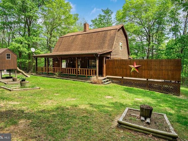 46 WOODVIEW ROAD, BIGLERVILLE, PA 17307