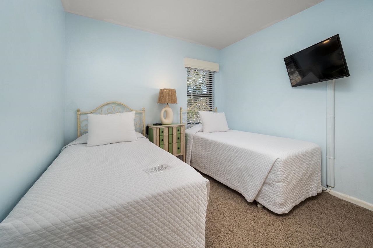 845 E Gulf Dr, Unit 232, Sanibel, FL 33957 Photo