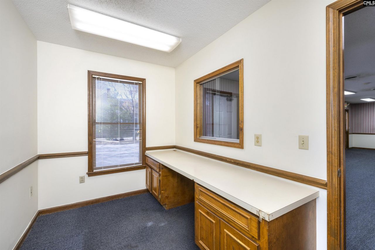 213 W Hampton Drive Photo 12