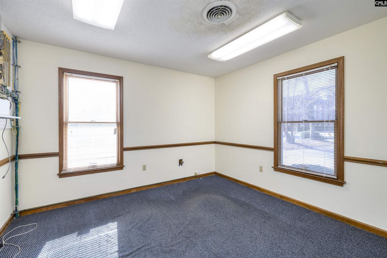 213 W Hampton Drive Photo 14