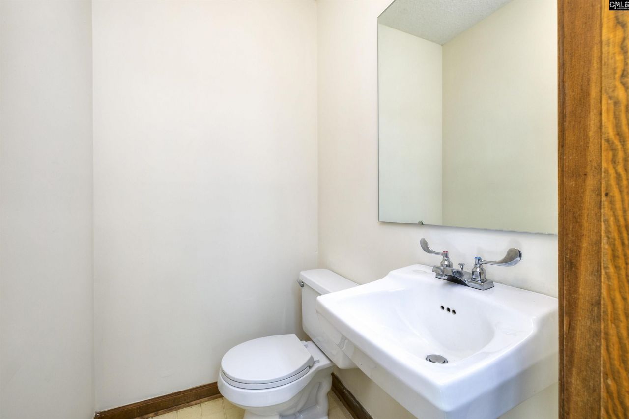 213 W Hampton Drive Photo 15