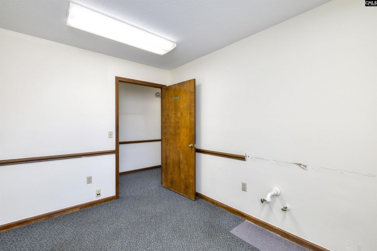 213 W Hampton Drive Photo 20