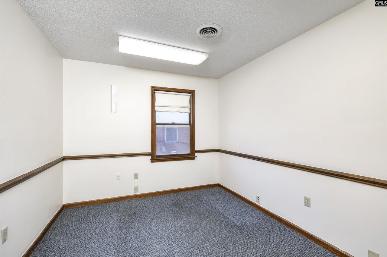 213 W Hampton Drive Photo 25