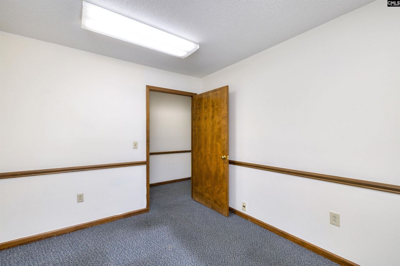 213 W Hampton Drive Photo 28