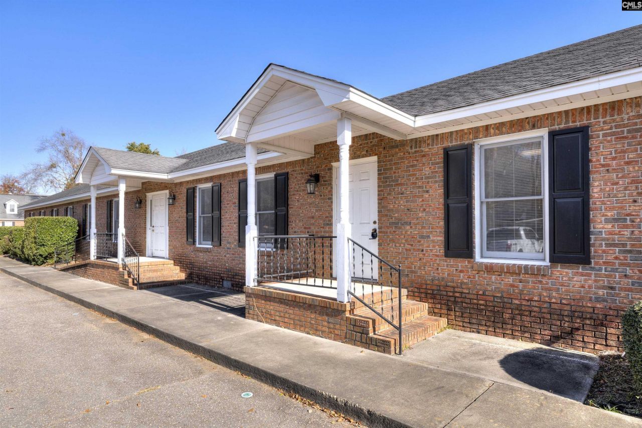 213 W Hampton Drive Photo 4