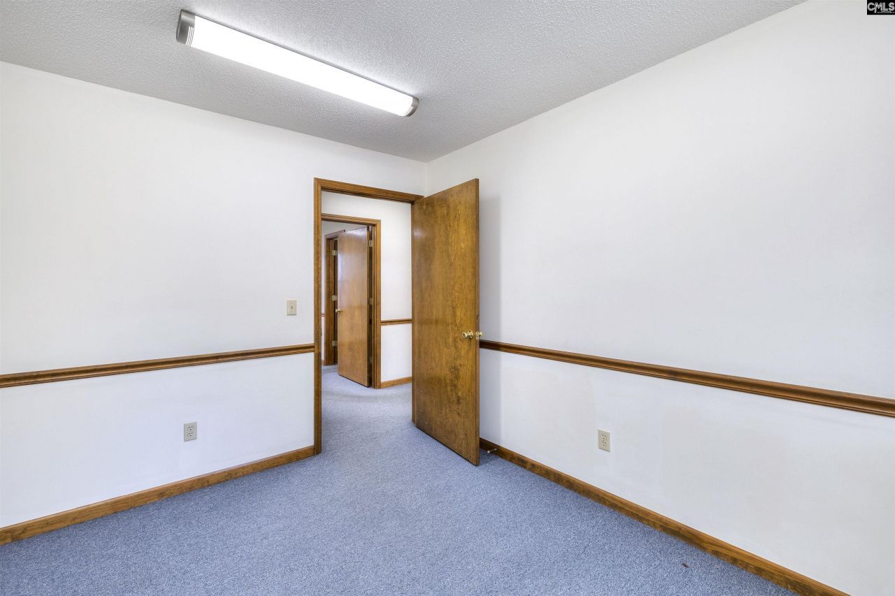 213 W Hampton Drive Photo 54