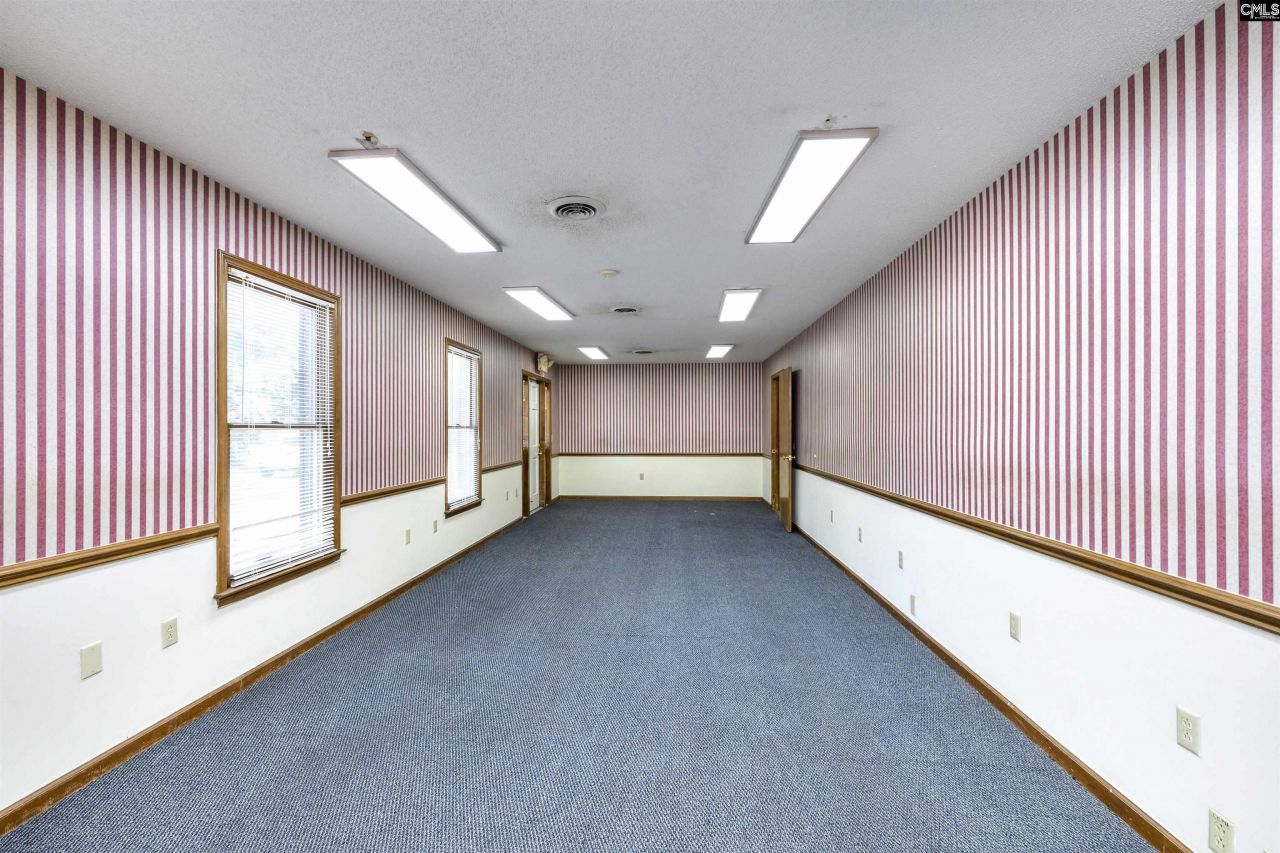 213 W Hampton Drive Photo 8