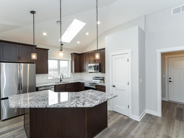 877 Picadilly Lane NW, Rochester, MN 55901