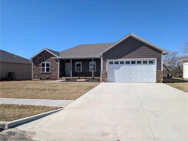1107 Charles Street, Knob Noster, MO 65336