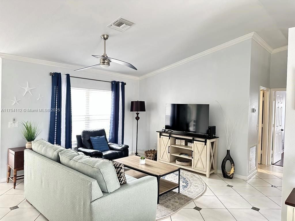 720 2nd Pl Sw, Vero Beach, FL 32962 Photo