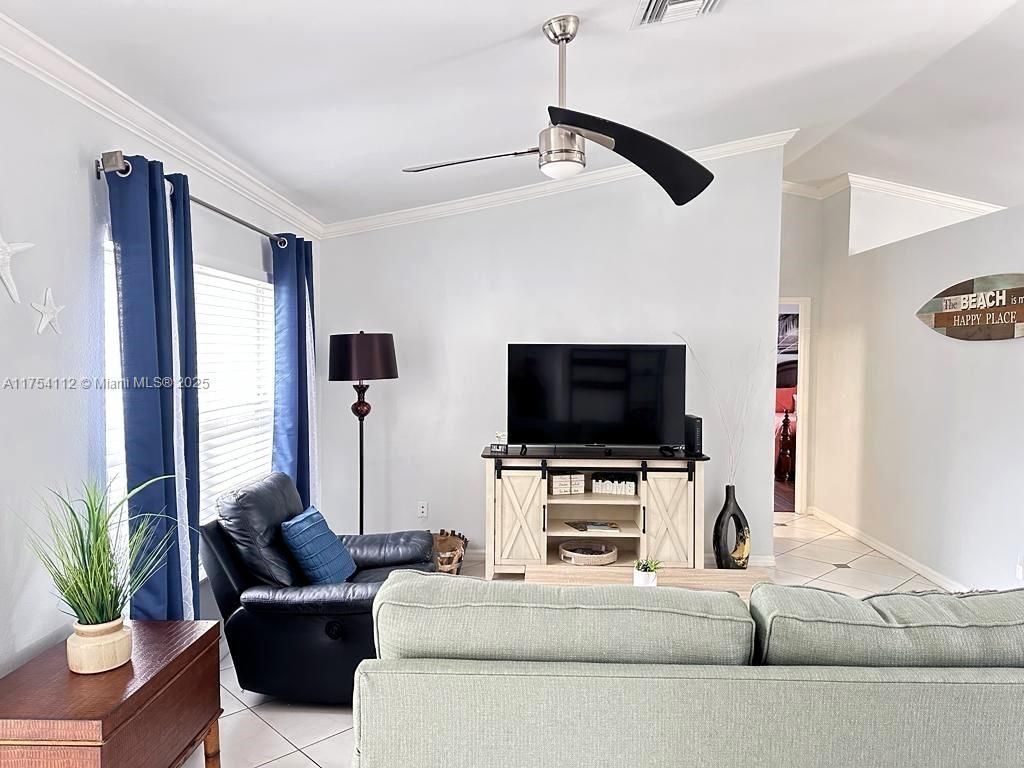 720 2nd Pl Sw, Vero Beach, FL 32962 Photo