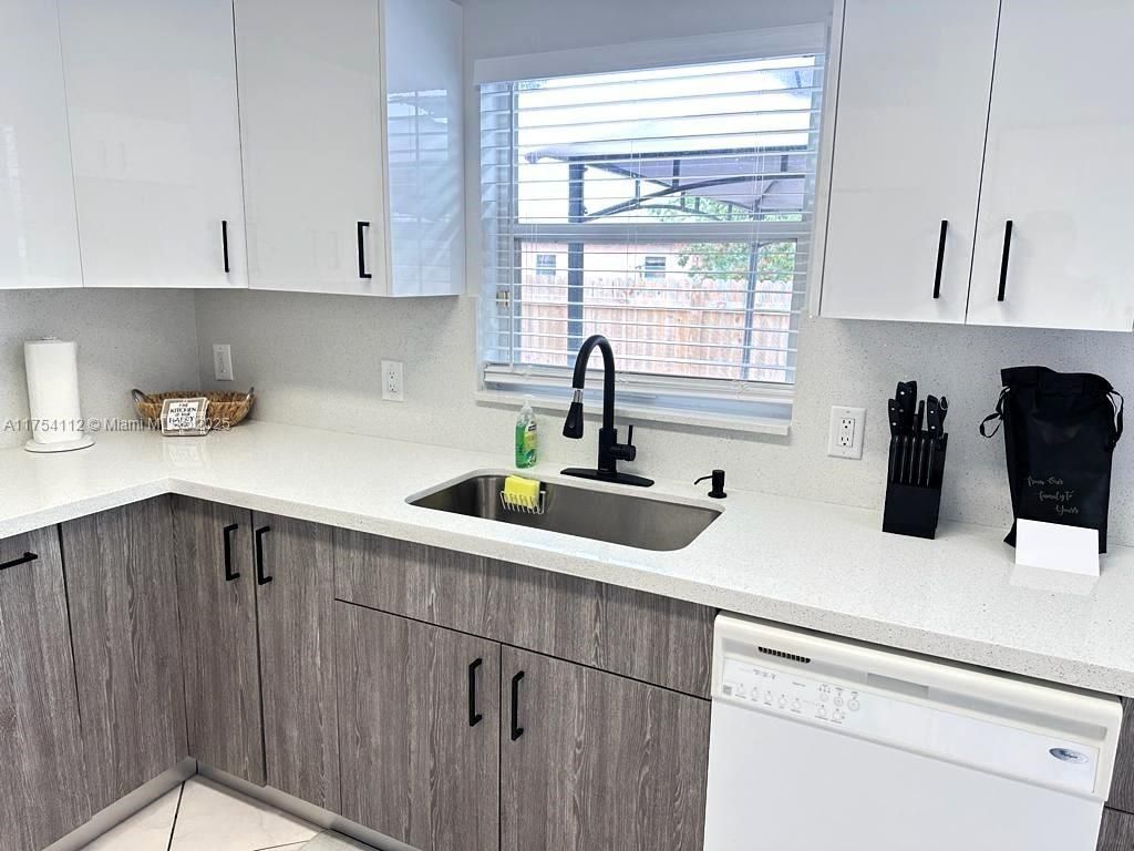 720 2nd Pl Sw, Vero Beach, FL 32962 Photo