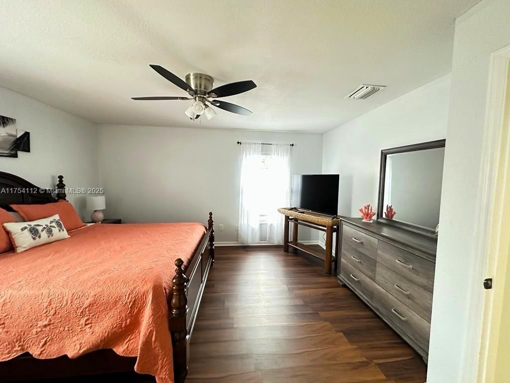 720 2nd Pl Sw, Vero Beach, FL 32962 Photo