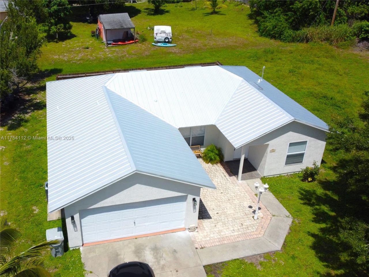 720 2nd Pl Sw, Vero Beach, FL 32962 Photo