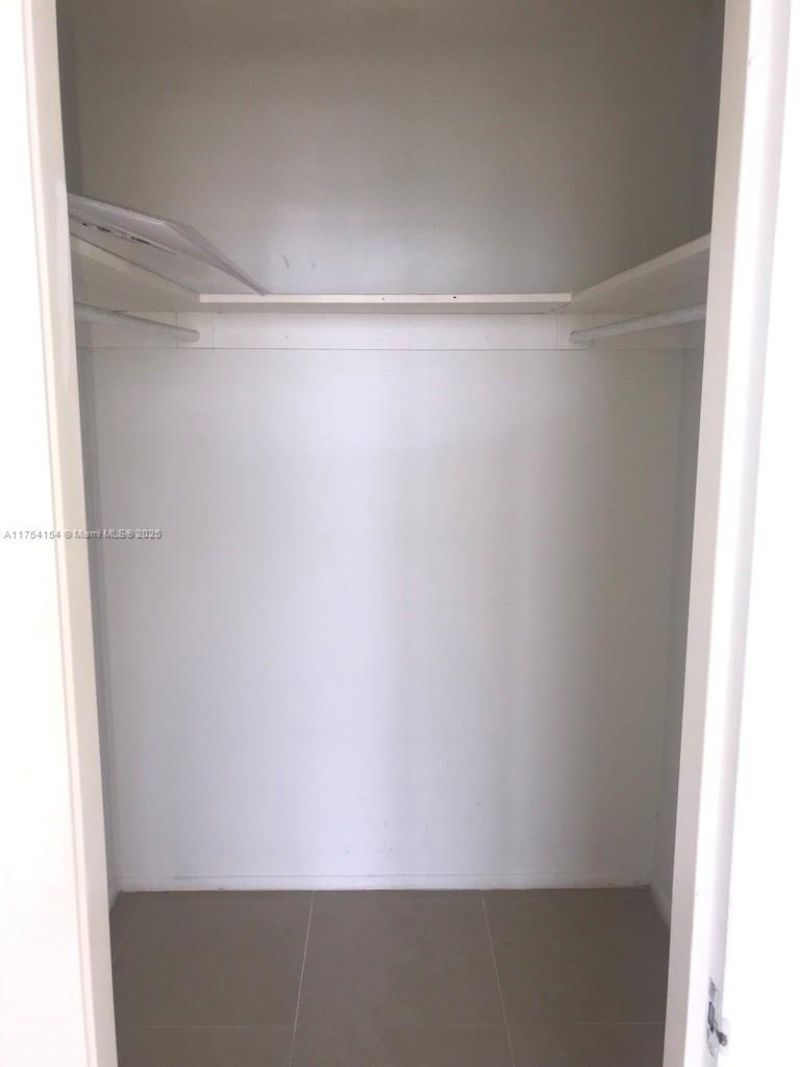 1000 West Ave, Unit 908, Miami Beach, FL 33139 Photo